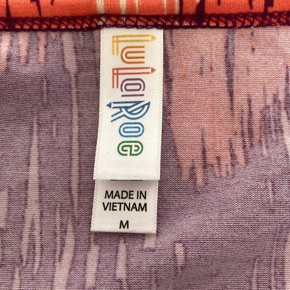 Lularoe Perfect Tee - Picture 10 of 12